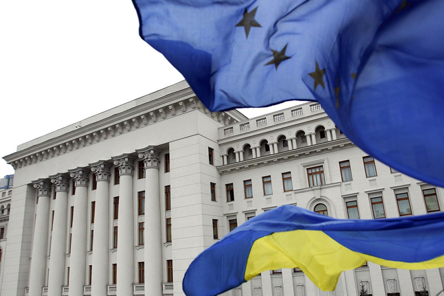 Евросоюз готовится объявить новый пакет финансовой помощи Украине на €50 млрд