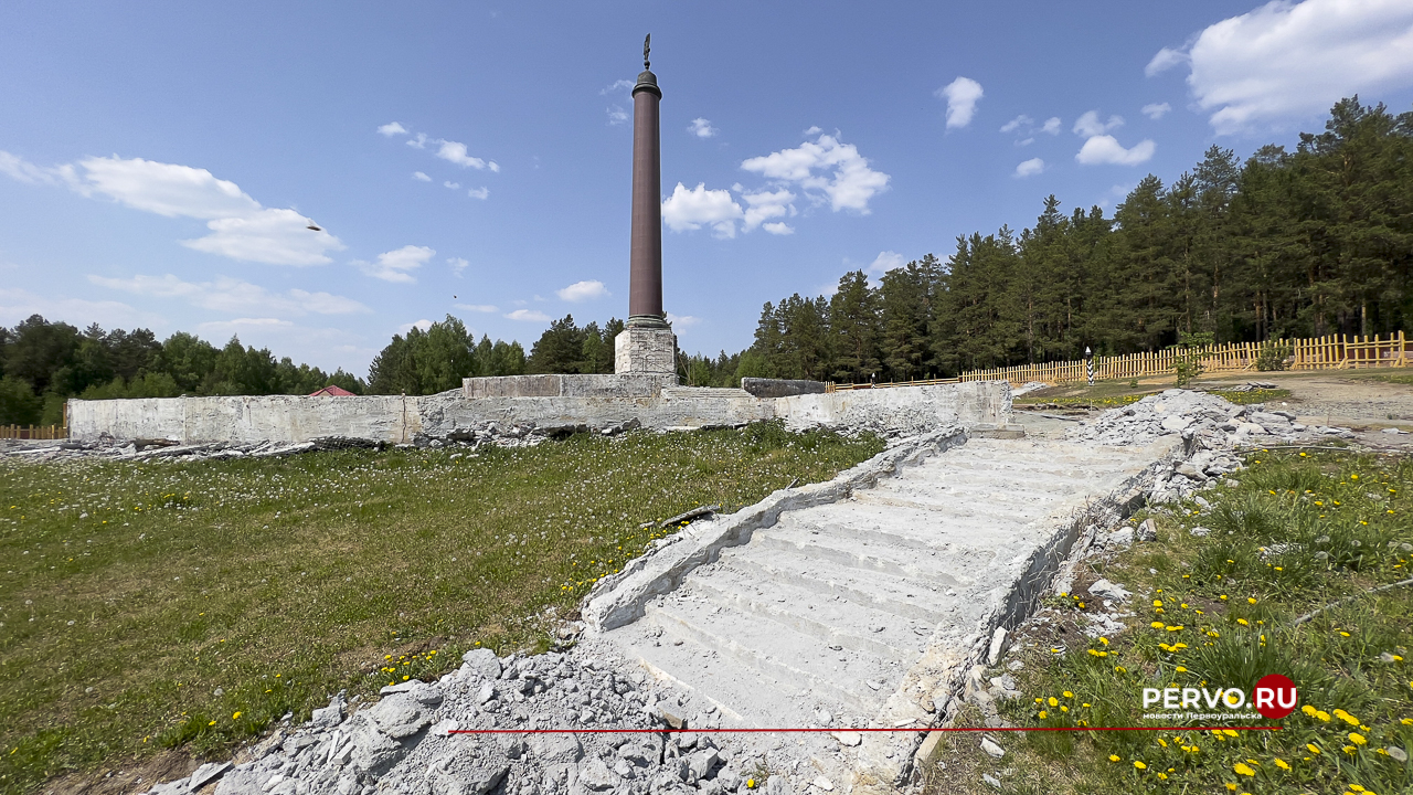 Продолжается реконструкция стелы «Европа – Азия» возле Первоуральска