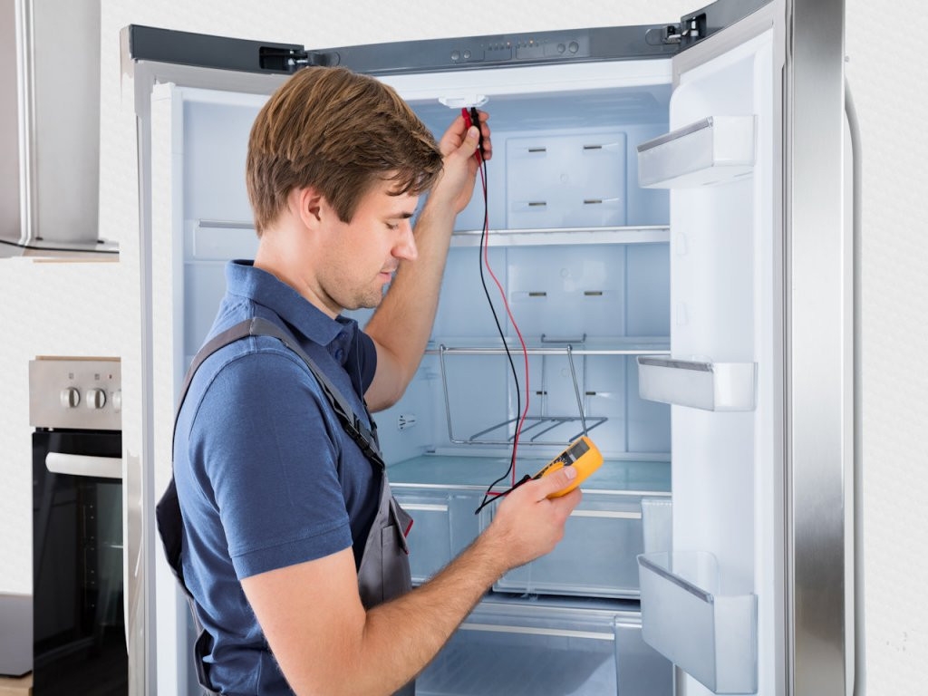 Главные преимущества профессионального ремонта холодильников Liebherr
