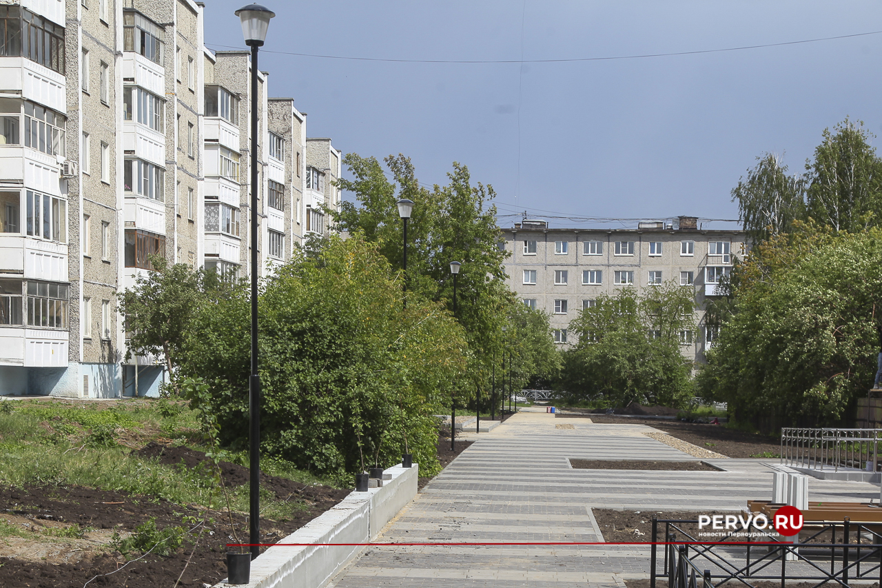 На улице Трубников после реконструкции открыли аллею