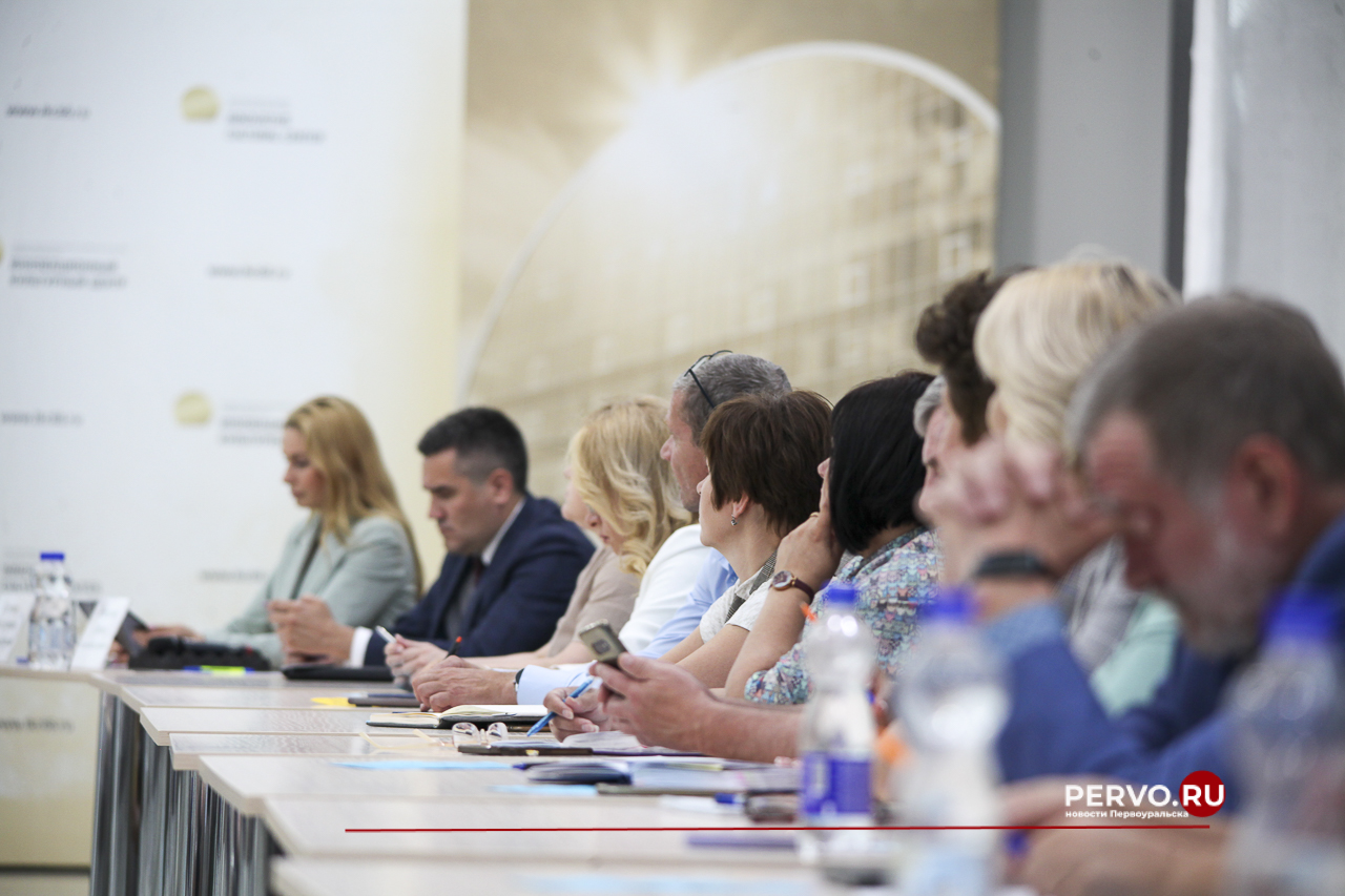 В Первоуральске прошло совещание по медицинским классам: обсудили опыт лицея №21 