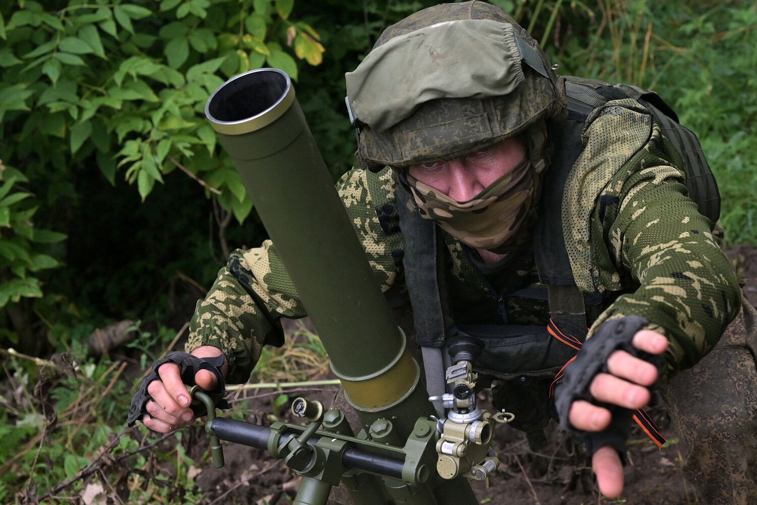 Российские войска сорвали атаки ВСУ на Урожайное в ДНР