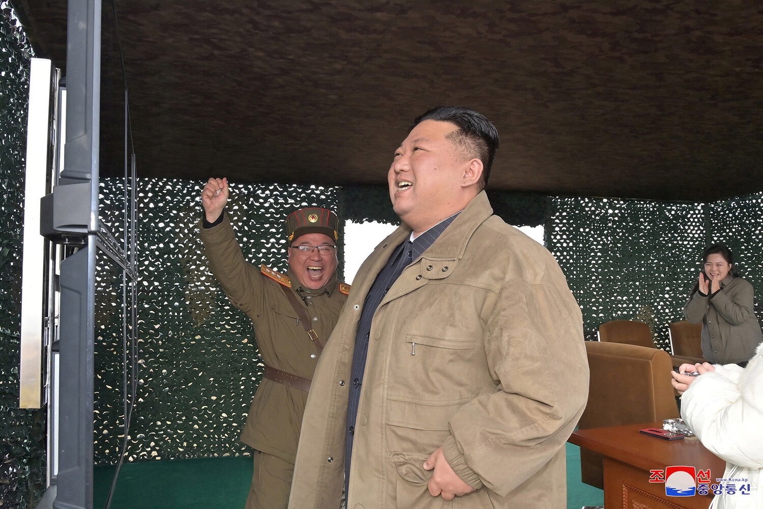 Ким Чен Ын заявил, что в водах у Корейского полуострова высок риск ядерной войны