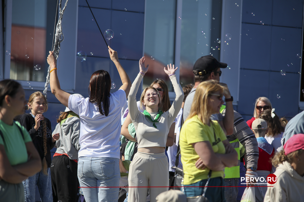 Жители Первоуральска провели День физкультурника. Фотографии