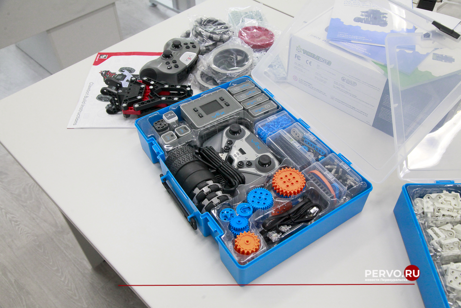 Сегодня в Первоуральске открыли учебный класс биологии в рамках проекта «Уральская инженерная школа»