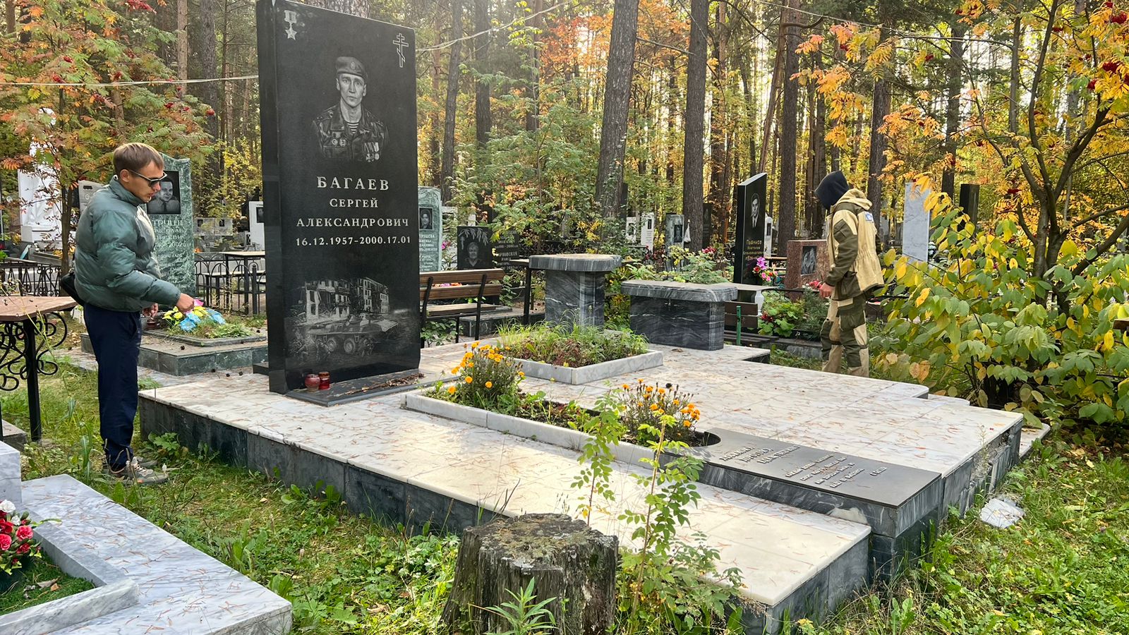Памятник первоуральскому спецназовцу ГУФСИН - Герою России отреставрируют