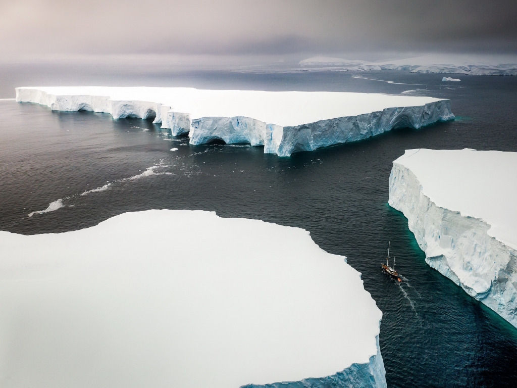 Морской лед в Антарктике сократился до минимума за всю историю наблюдений