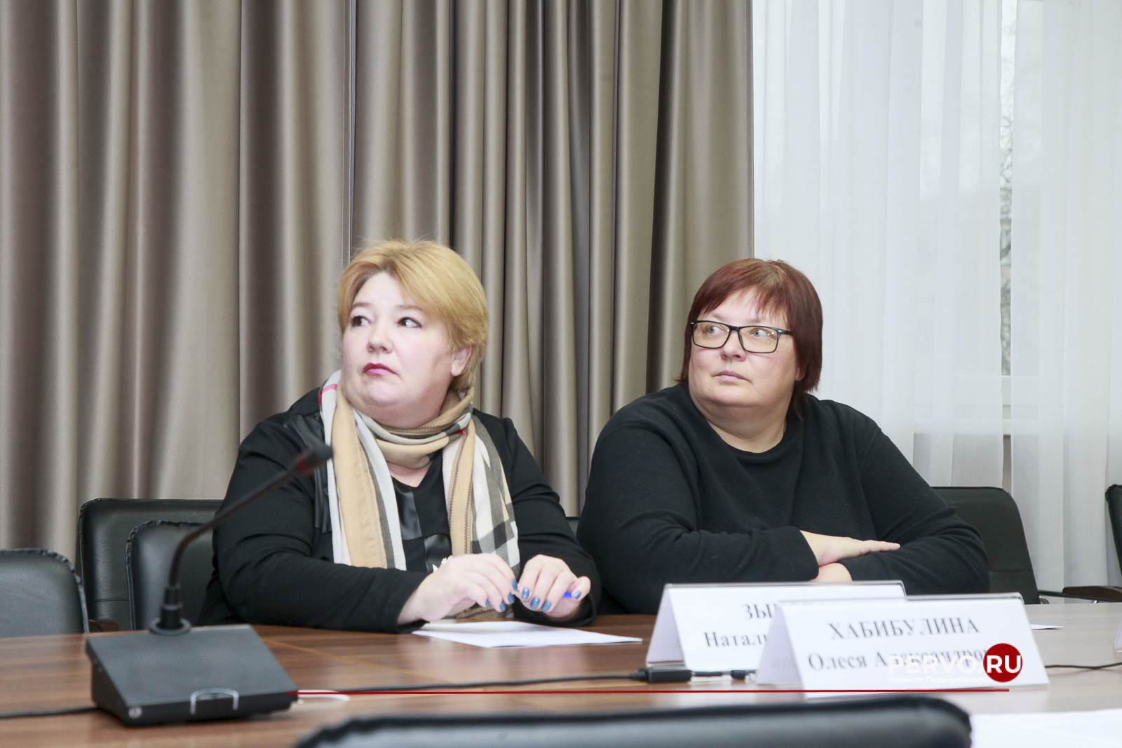 Сегодня прошли общественные слушания по обеспечения безопасности дома культуры «Горняк» в Первоуральске