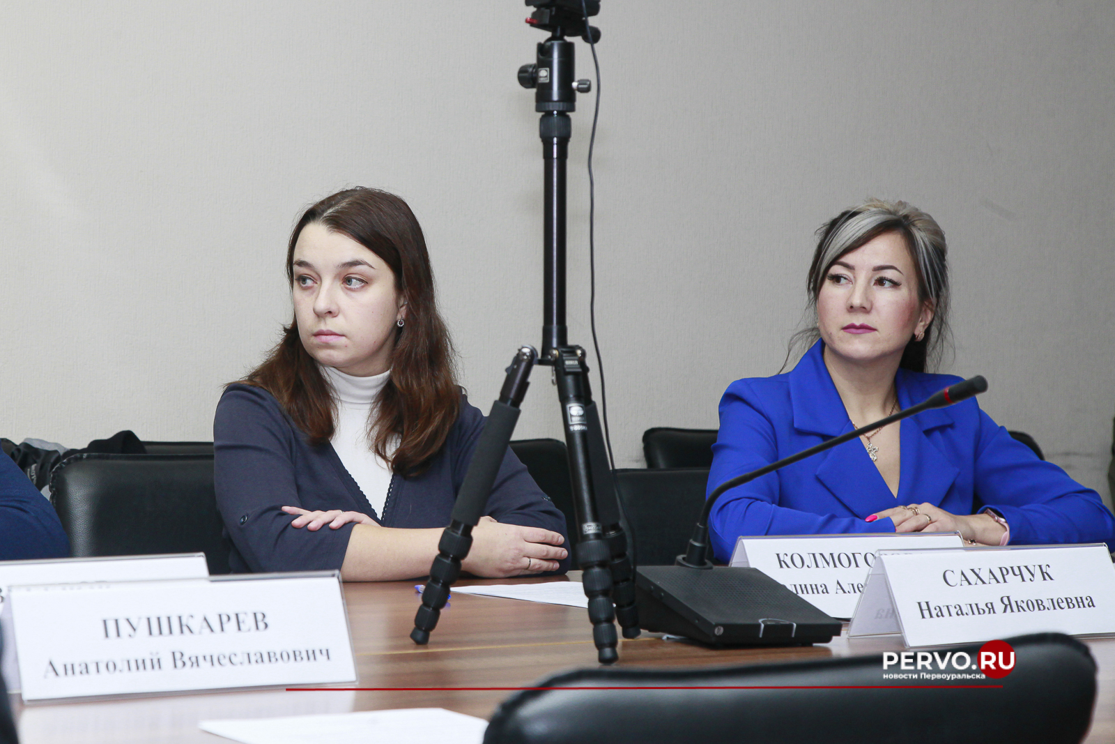 Сегодня прошли общественные слушания по обеспечения безопасности дома культуры «Горняк» в Первоуральске