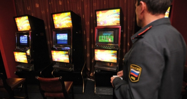 В Первоуральске полиция изъяла игровые автоматы. Видео