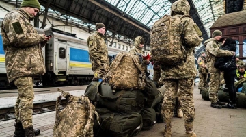 На Украине продлили военное положение и мобилизацию
