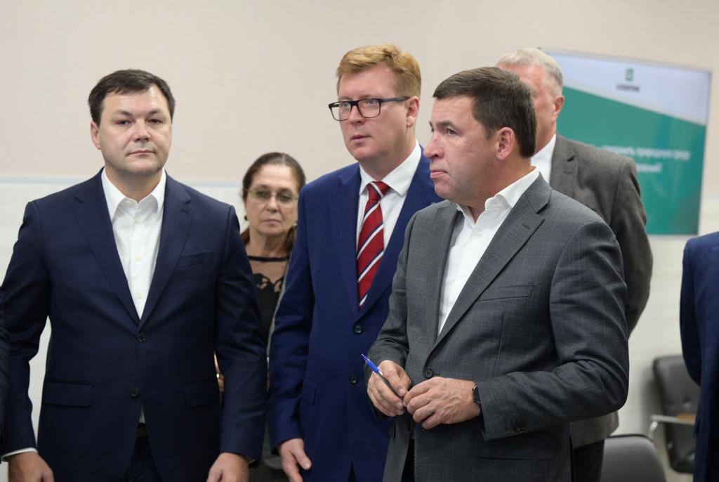 Евгений Куйвашев заслушал доклад главы Первоуральска