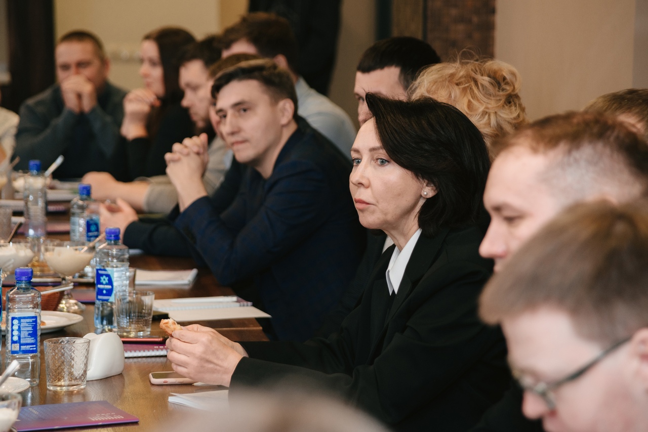 Предприниматели встретились с министром инвестиций и развития региона Вадимом Третьяковым
