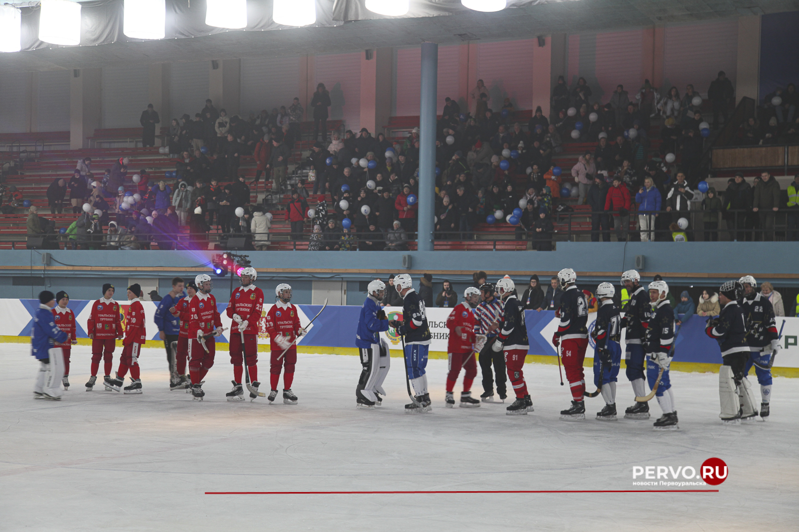 В Первоуральске торжественно открыли «Академию хоккея с мячом»