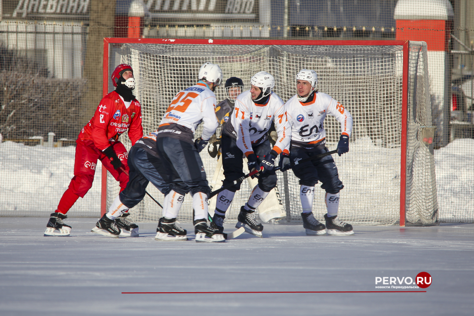 СКА-Уральский Трубник в  Первоуральске проиграл Байкал-Энергия. Фотографии