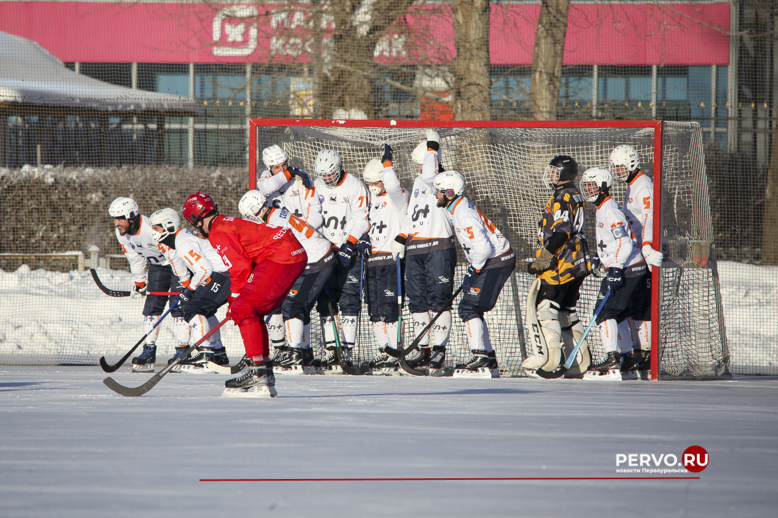 СКА-Уральский Трубник в  Первоуральске проиграл Байкал-Энергия. Фотографии