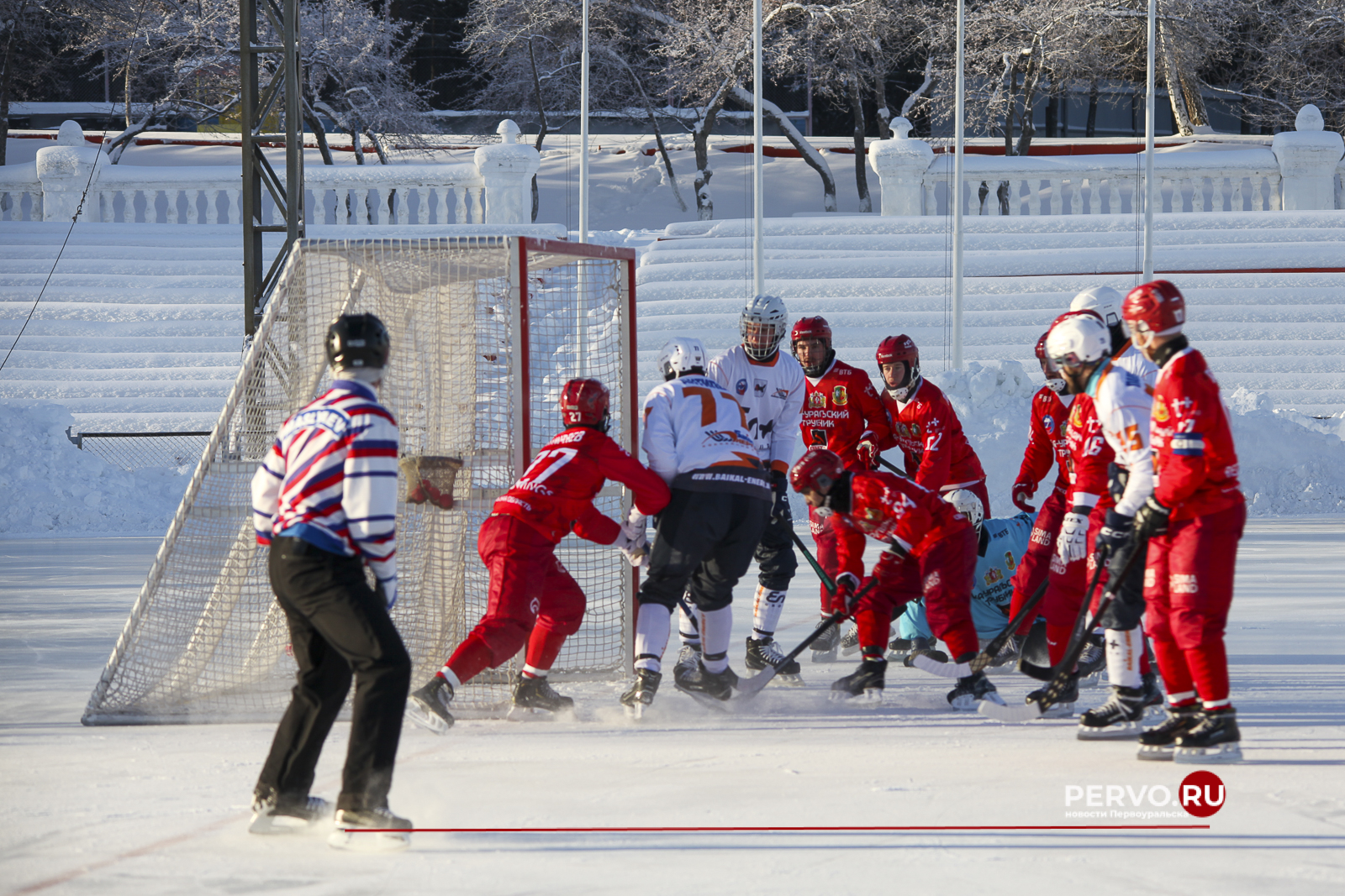 СКА-Уральский Трубник в  Первоуральске проиграл Байкал-Энергия. Фотографии