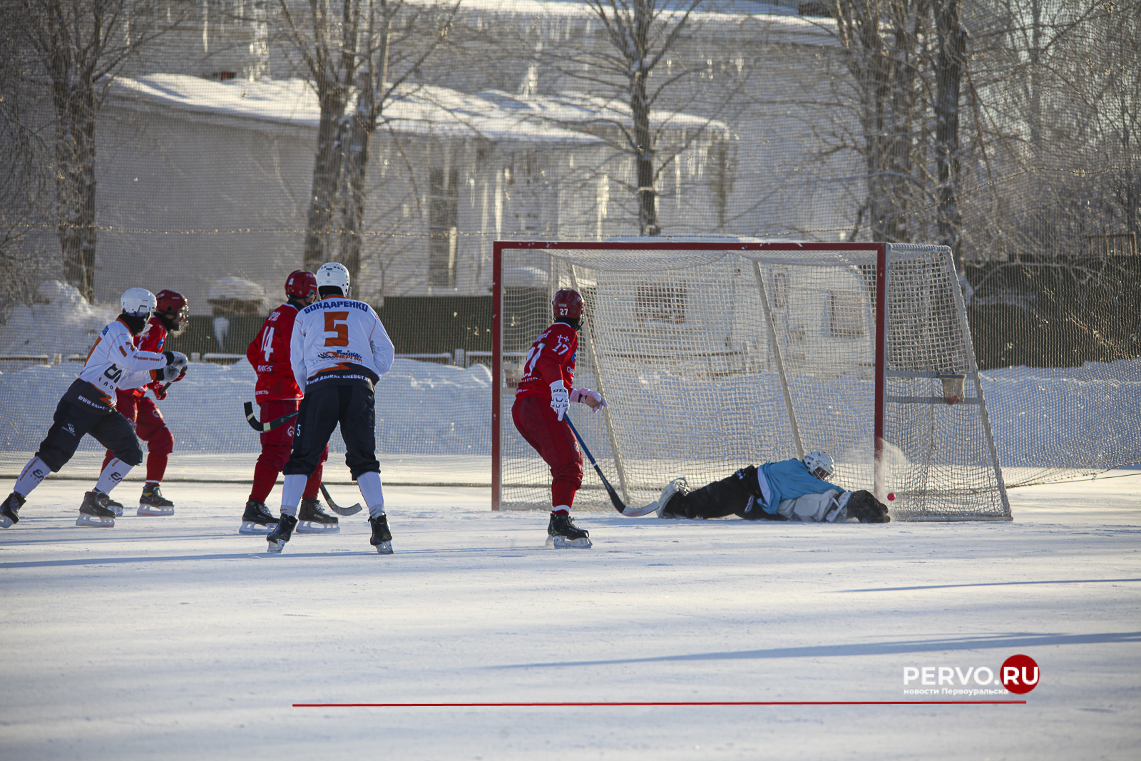 СКА-Уральский Трубник в  Первоуральске проиграл Байкал-Энергия. Фотографии