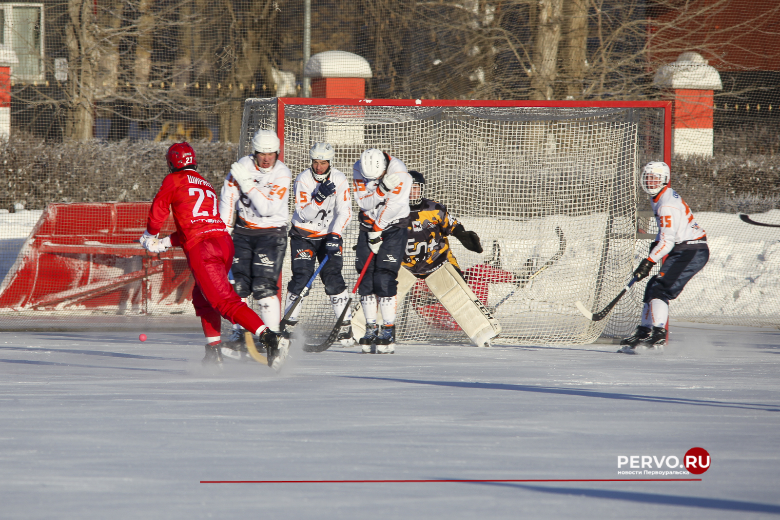 СКА-Уральский Трубник в  Первоуральске проиграл Байкал-Энергия. Фотографии