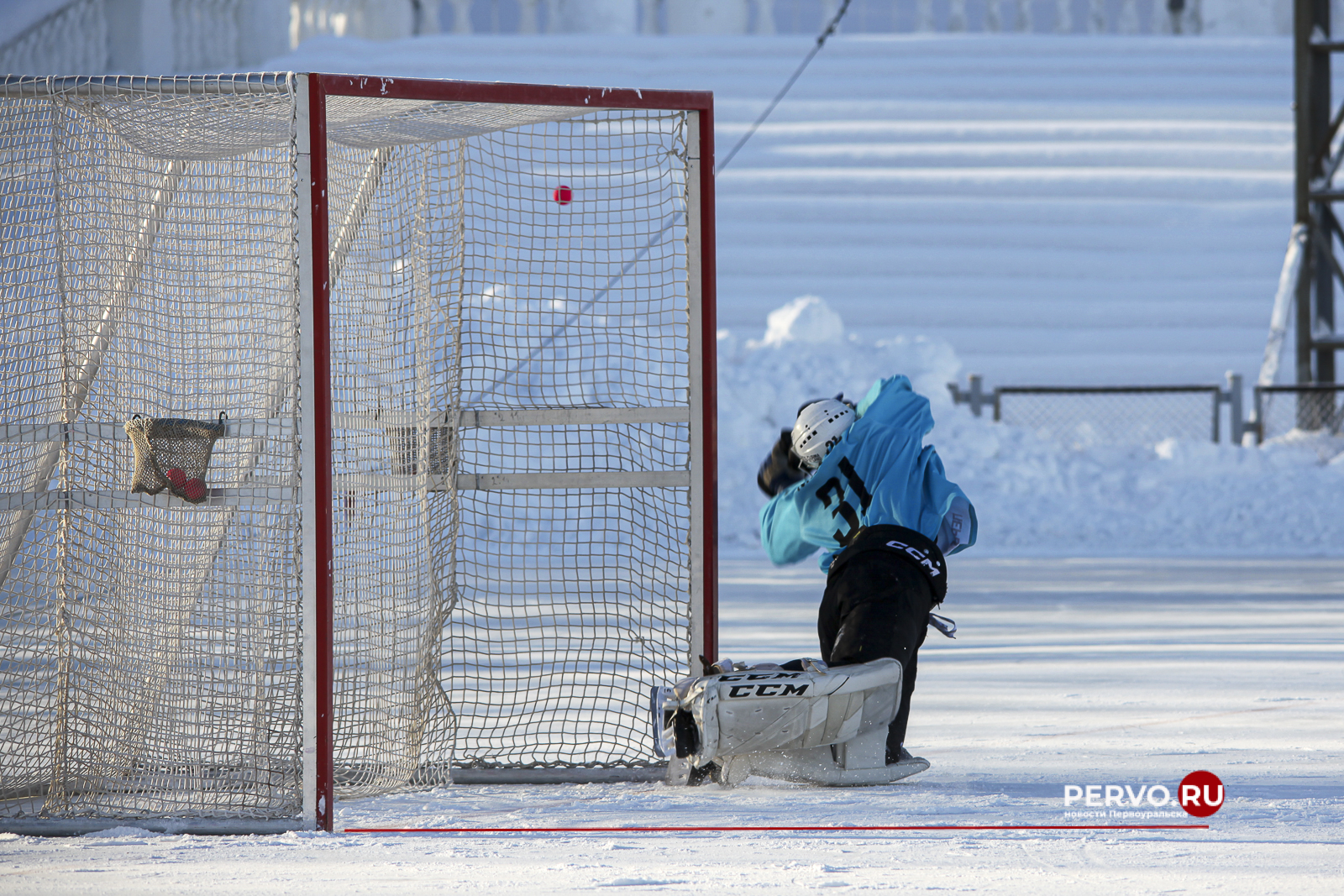 СКА-Уральский Трубник в  Первоуральске проиграл Байкал-Энергия. Фотографии