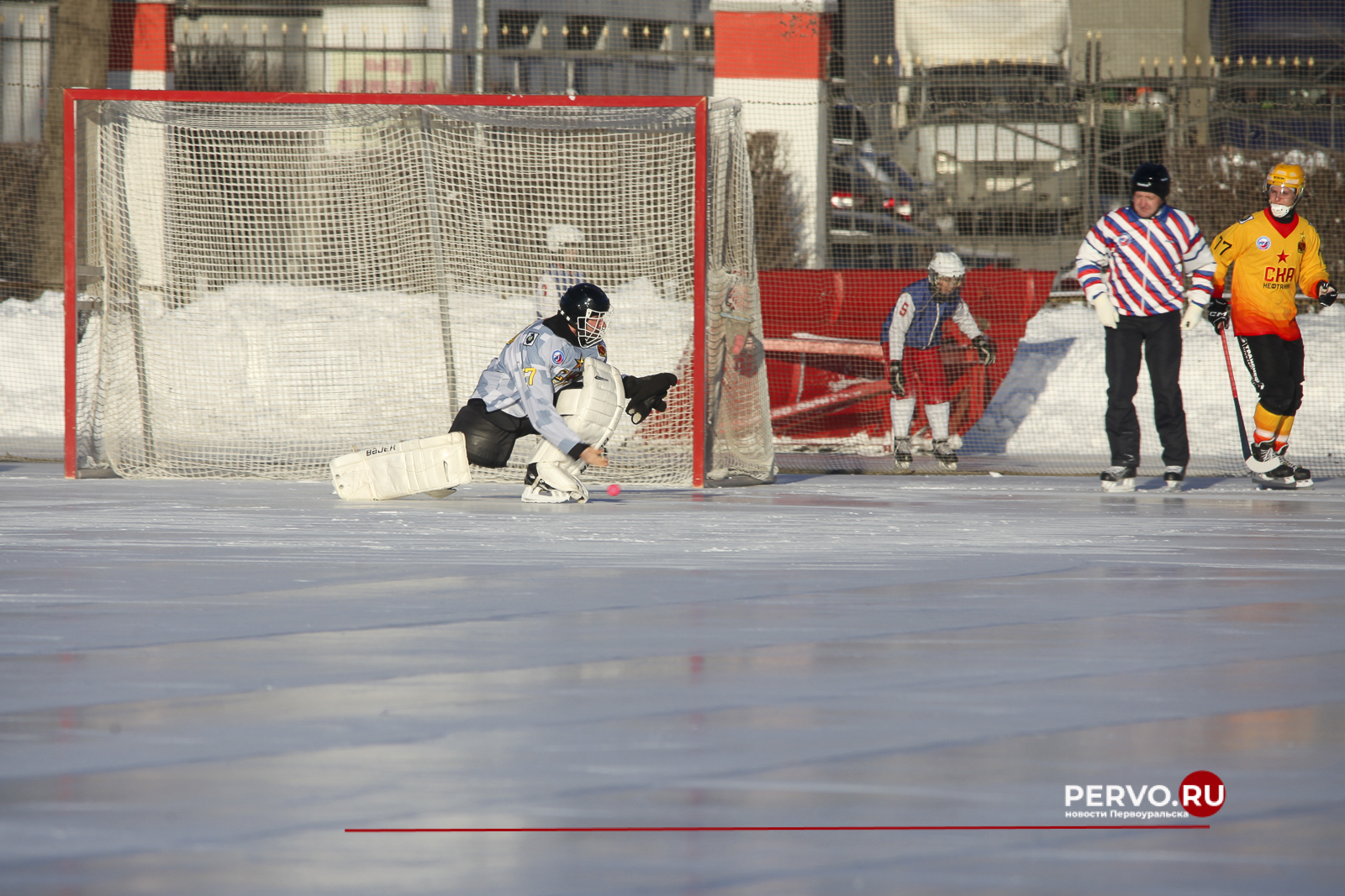 СКА-Нефтяник в Первоуральске разгромил СКА-Уральский Трубник