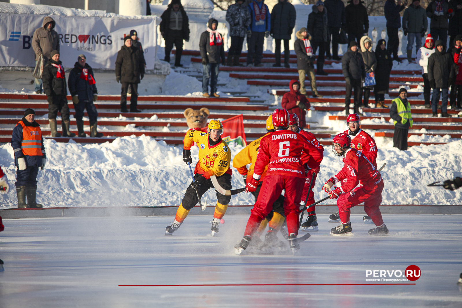 СКА-Нефтяник в Первоуральске разгромил СКА-Уральский Трубник