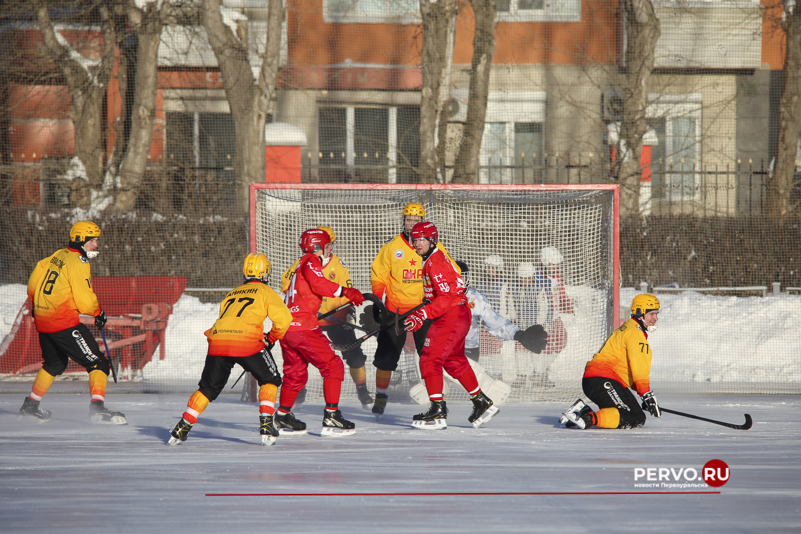 СКА-Нефтяник в Первоуральске разгромил СКА-Уральский Трубник