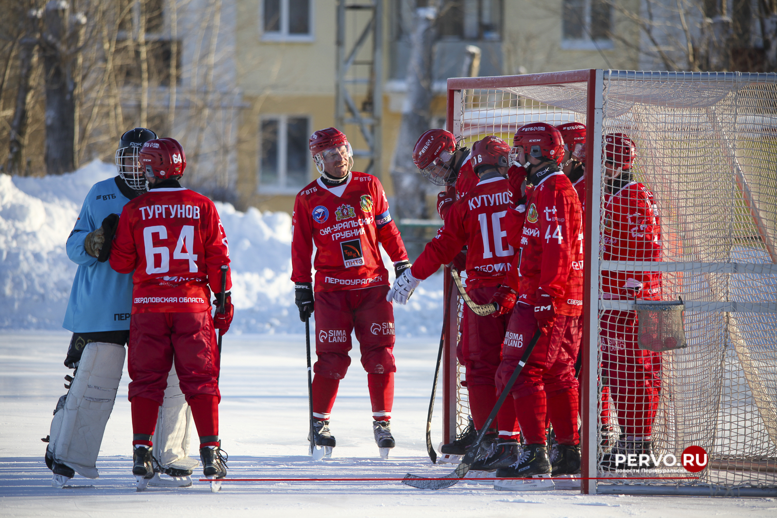 СКА-Нефтяник в Первоуральске разгромил СКА-Уральский Трубник