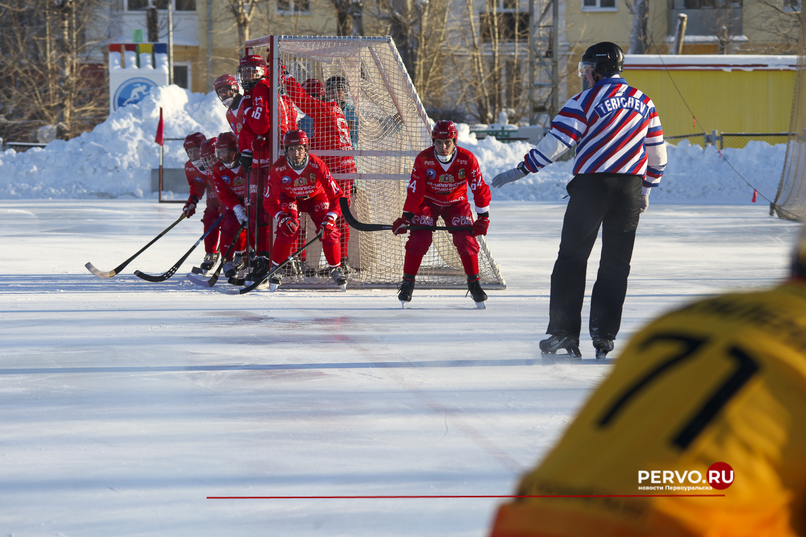 СКА-Нефтяник в Первоуральске разгромил СКА-Уральский Трубник