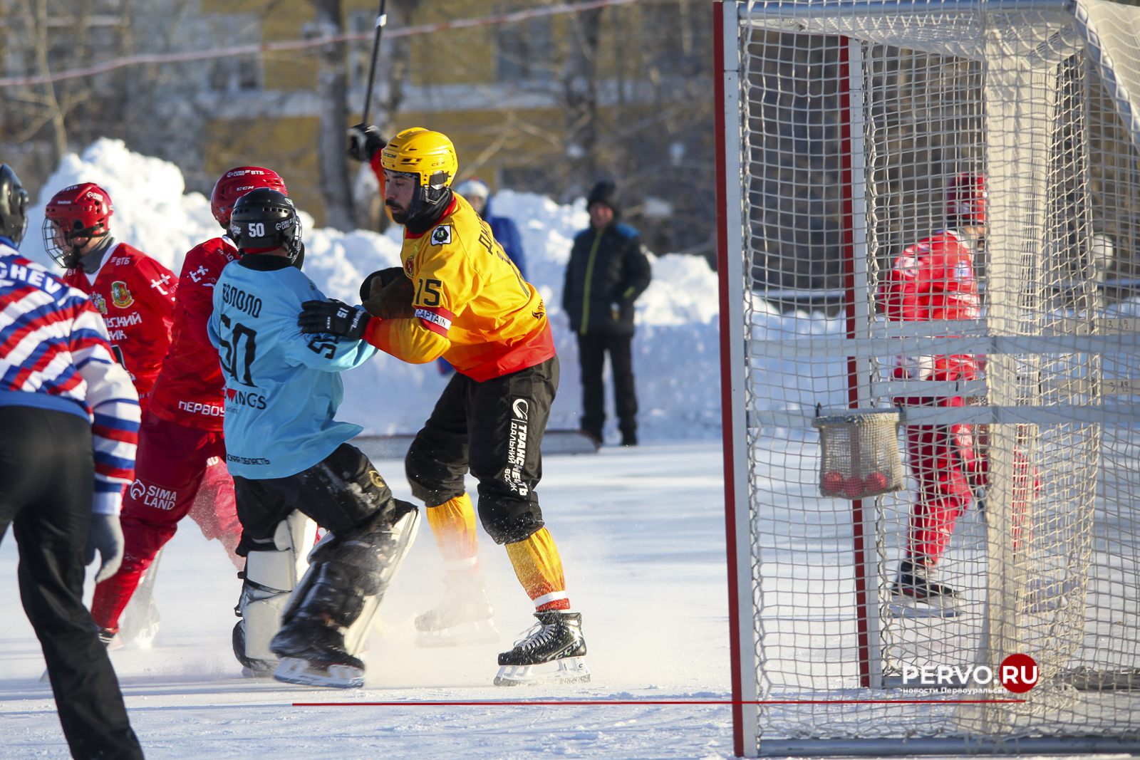 СКА-Нефтяник в Первоуральске разгромил СКА-Уральский Трубник