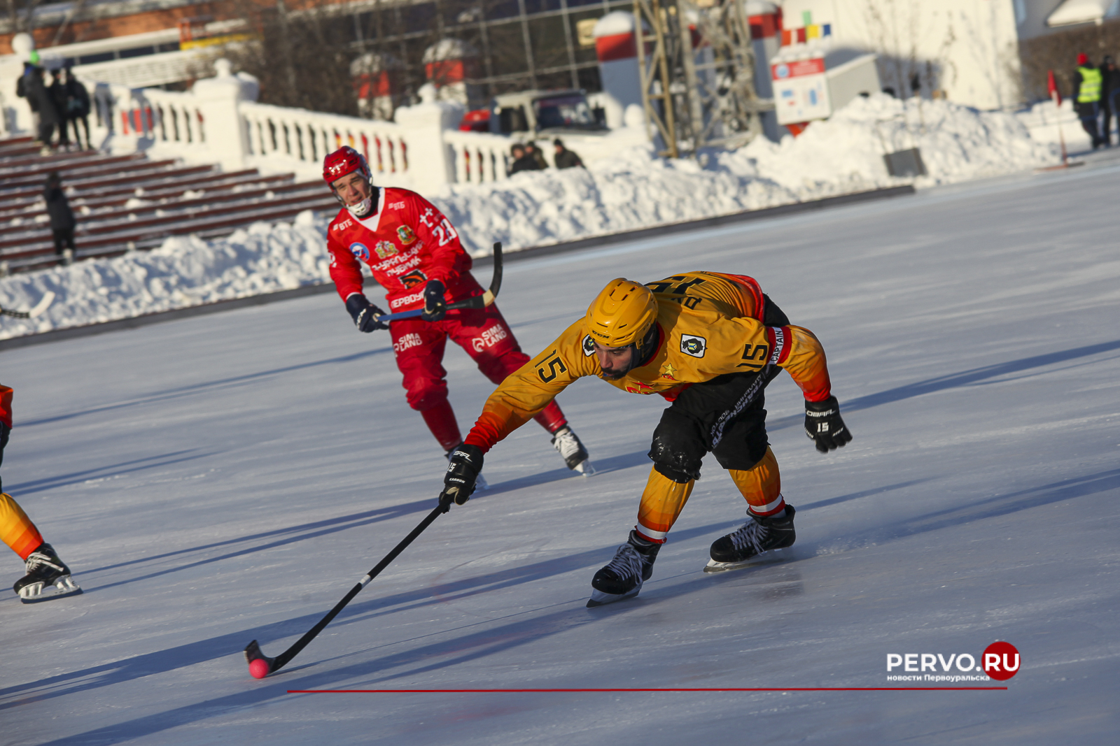 СКА-Нефтяник в Первоуральске разгромил СКА-Уральский Трубник