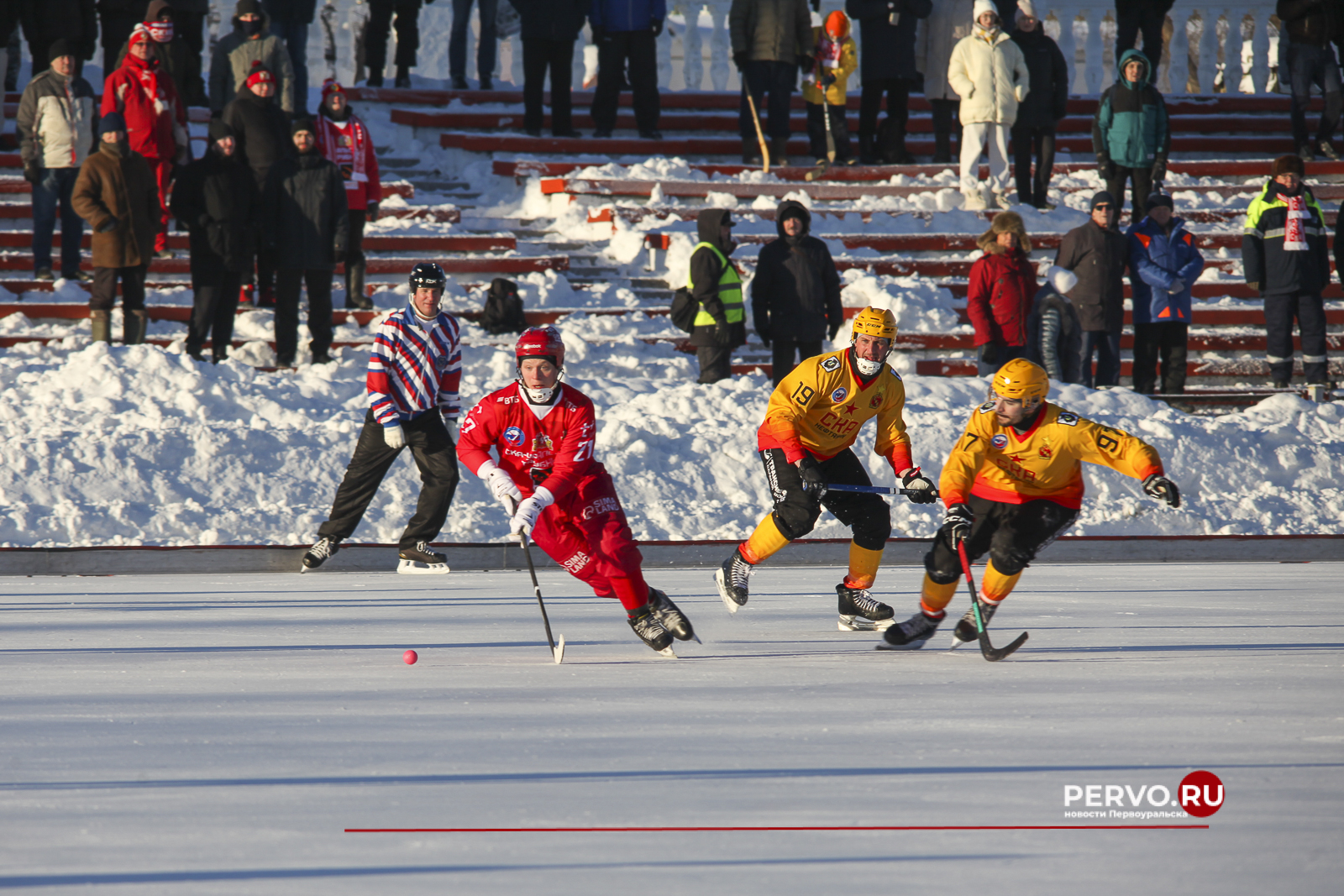 СКА-Нефтяник в Первоуральске разгромил СКА-Уральский Трубник