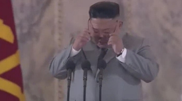 Ким Чен Ын заплакал на общереспубликанском съезде матерей