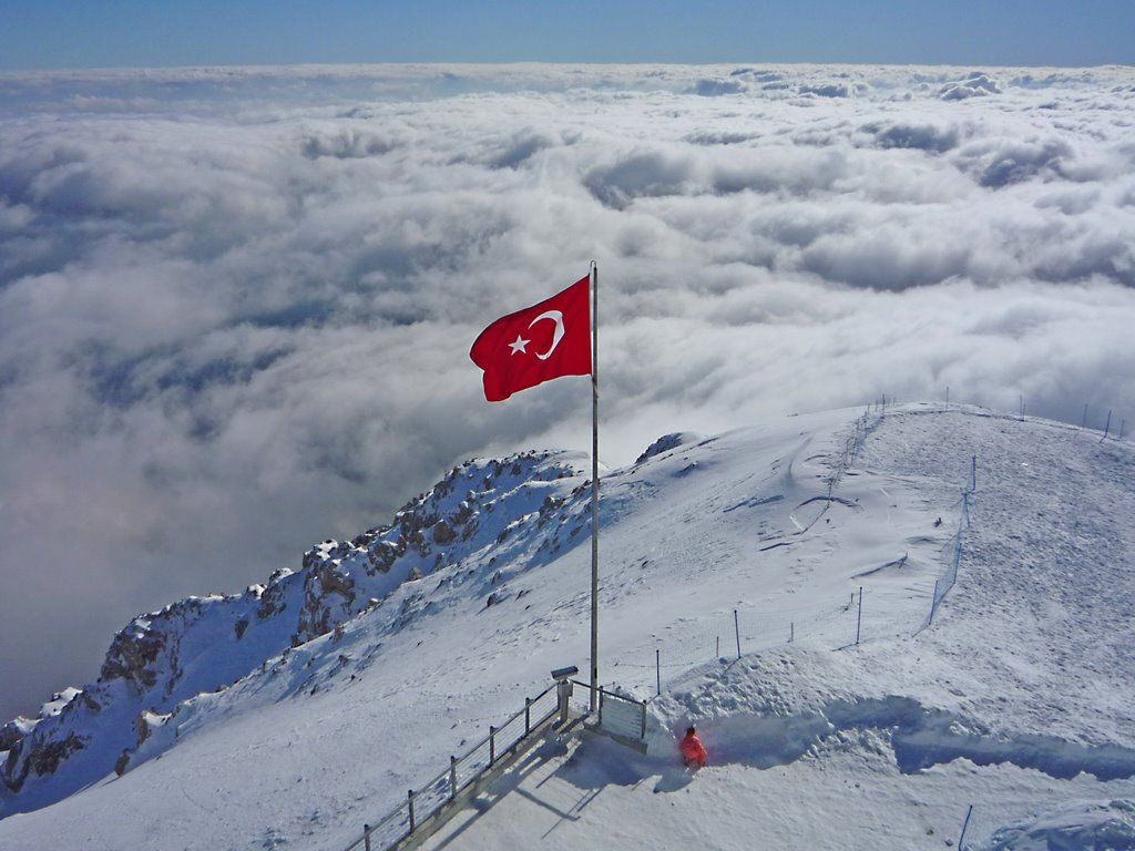 Туристка из России отправилась в горы в Турции и пропала