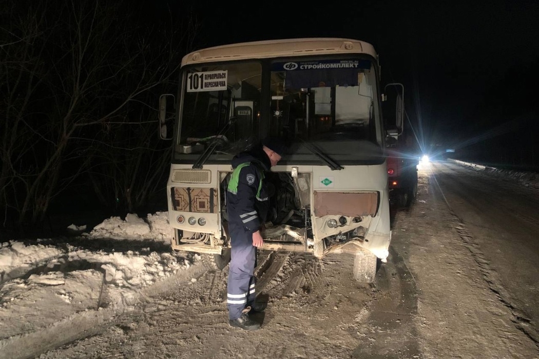 За минувшие сутки в Первоуральске произошло два ДТП с автобусом