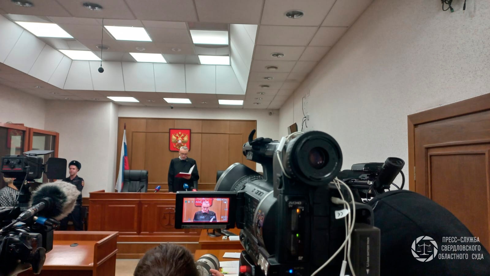 В суде оглашен приговор по делу о нападении на фельдшера в Березовском