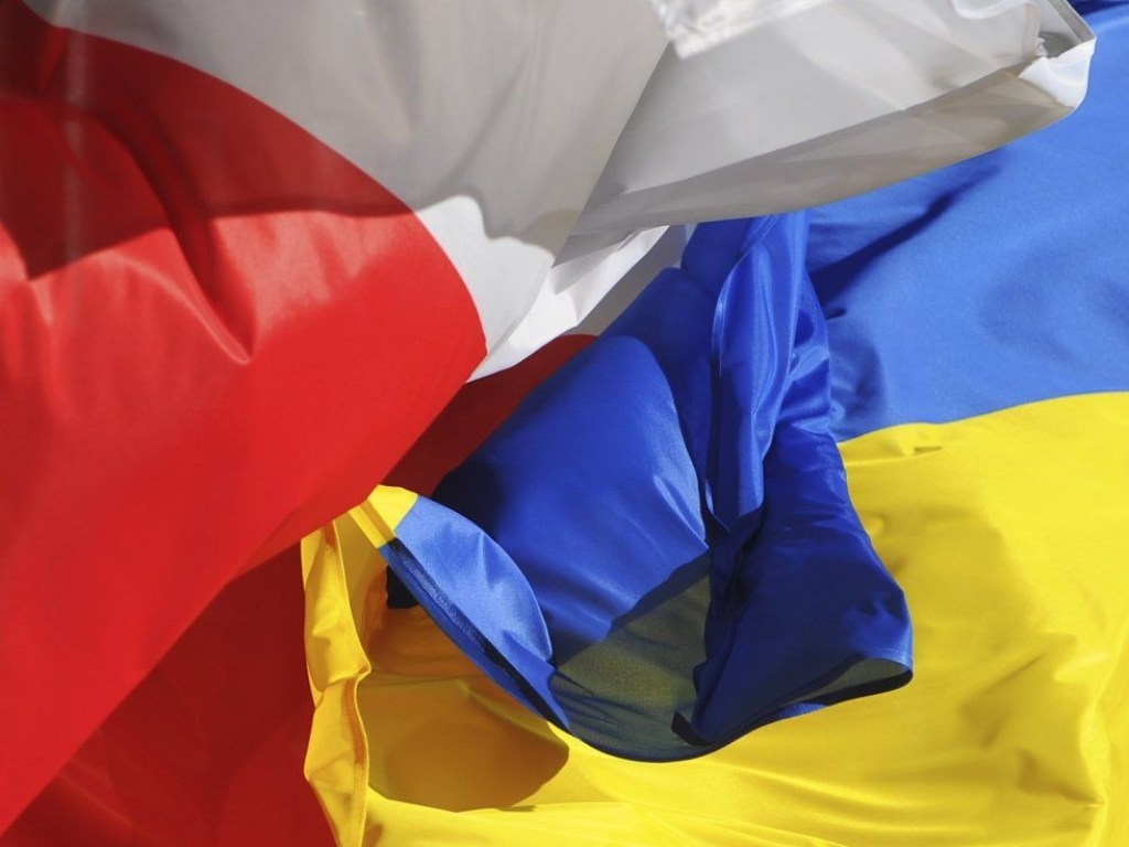 В Польше обвинили украинских политиков в воровстве помощи Запада