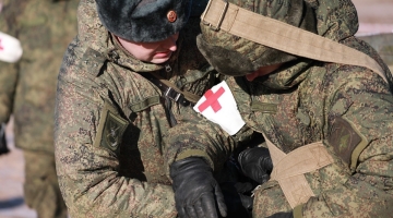 Российский полковник спас раненых операторов беспилотников из горящей машины