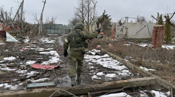 Два российских бойца за день взяли два пункта обороны ВСУ под Марьинкой
