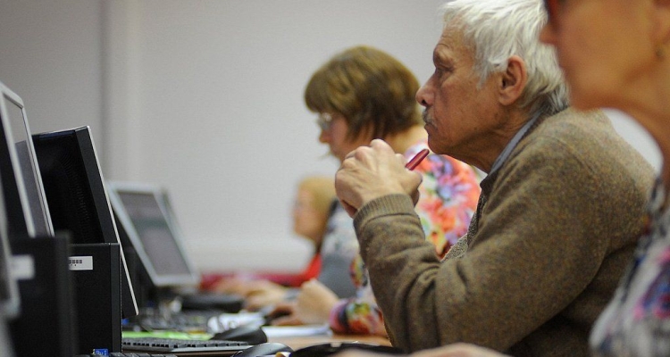 Первоуральских пенсионеров обучат финансовой грамотности