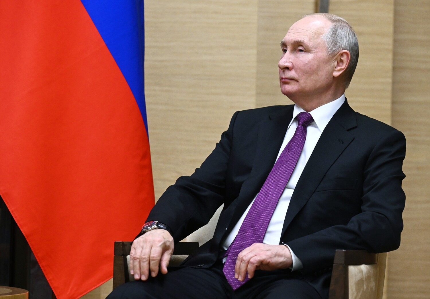 В Кремле обсуждают возможность интервью Путина американскому журналисту