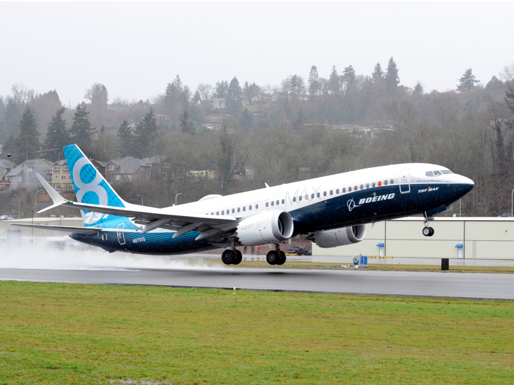 Boeing отправит на доработку самолеты из-за отверстий в фюзеляжах