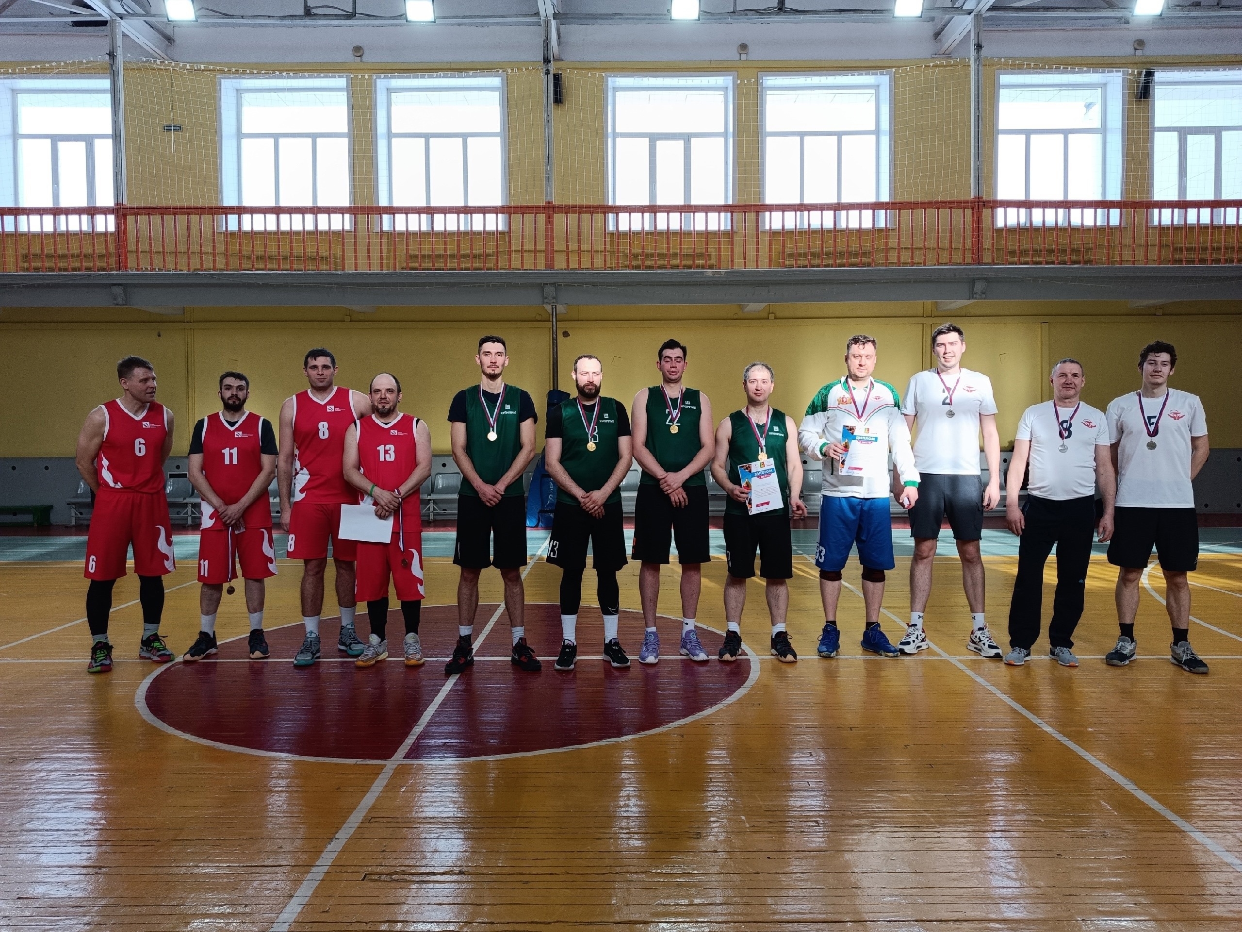 В Первоуральске стали известны победители в соревнованиях по баскетболу 3х3