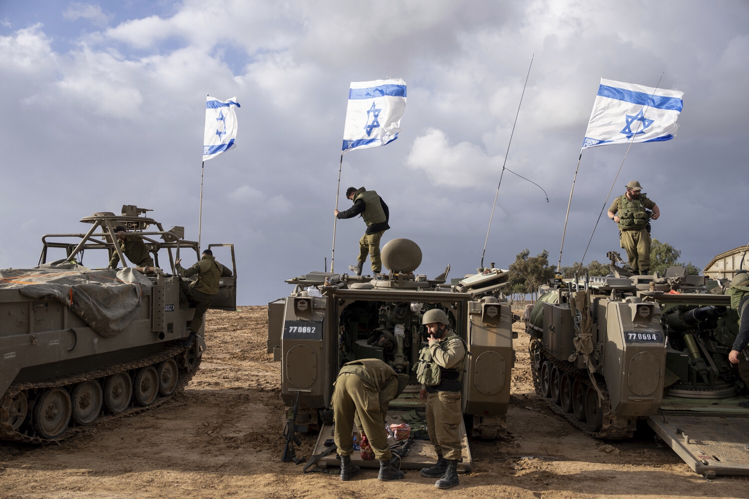 ЦАХАЛ потерял 240 солдат с начала наземной операции в секторе Газа