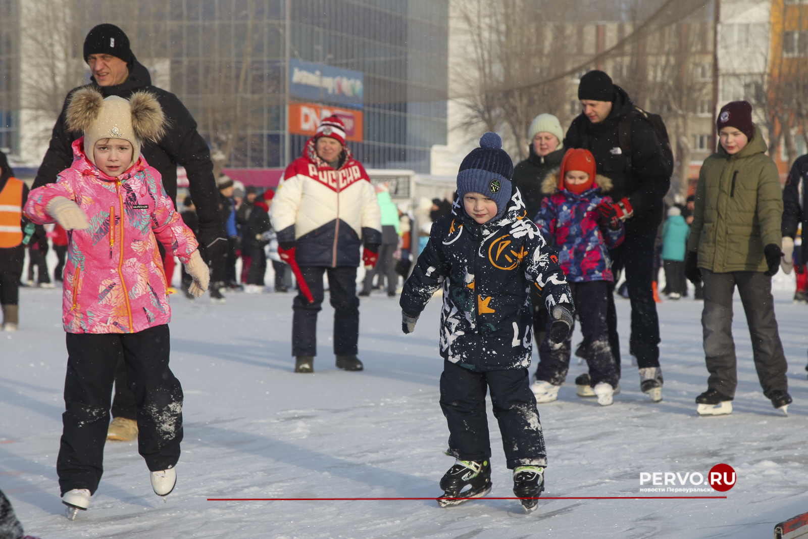 Лед надежды нашей собрал более тысячи жителей Первоуральска