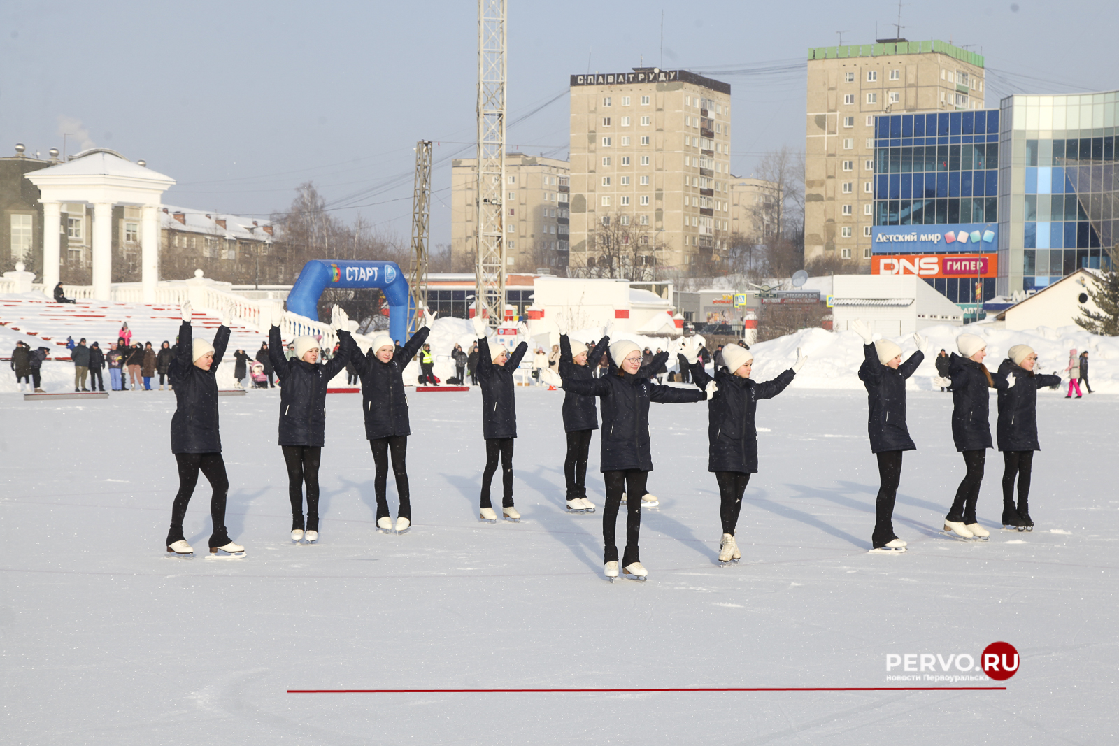 Лед надежды нашей собрал более тысячи жителей Первоуральска