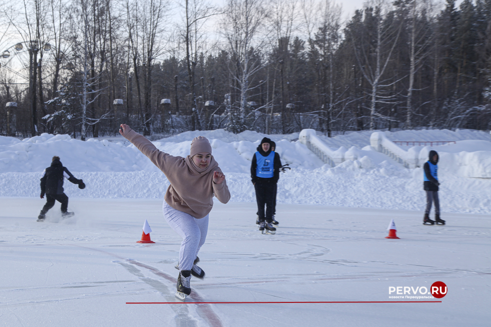 Лед надежды нашей собрал более тысячи жителей Первоуральска