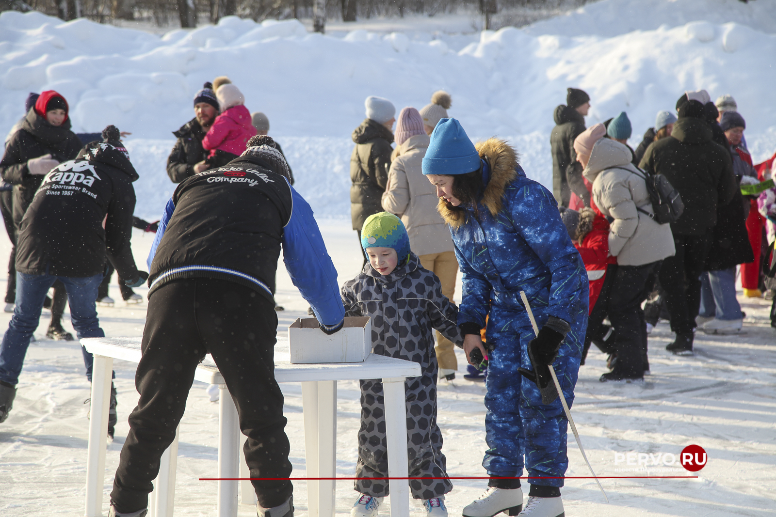 Лед надежды нашей собрал более тысячи жителей Первоуральска