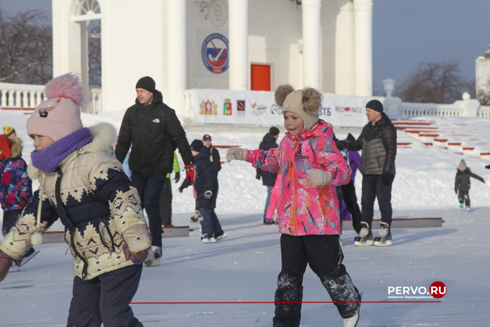 Лед надежды нашей собрал более тысячи жителей Первоуральска