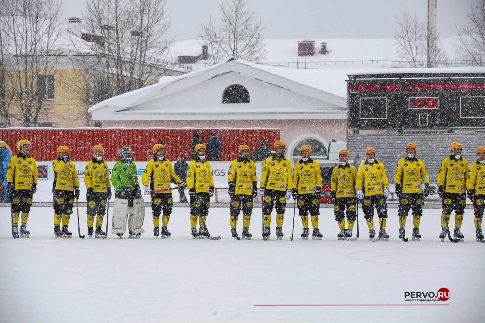 СКА-Уральский Трубник в Первоуральске сыграл в ничью 5:5 Мурманом